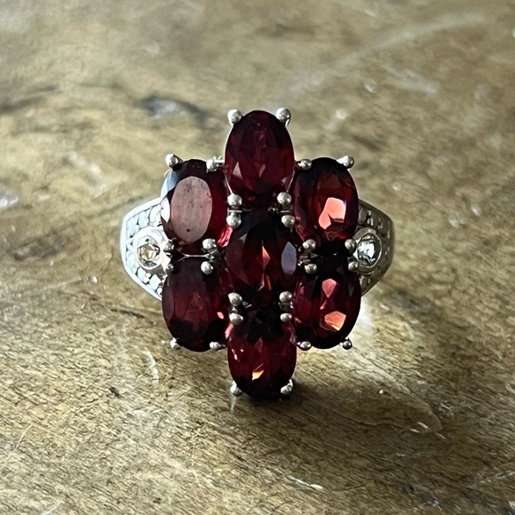 Sterling Silver Topaz & Garnet Ring – Size 8 - Picture 3 of 10